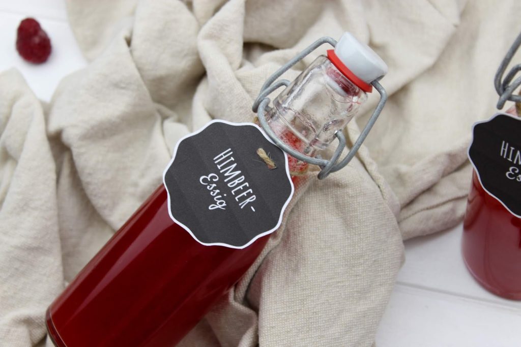 Rezept - Himbeeressig selber machen - so einfach geht es + kostenlose Vorlage Rezept - Himbeeressig selber machen - so einfach geht es + kostenlose Vorlage