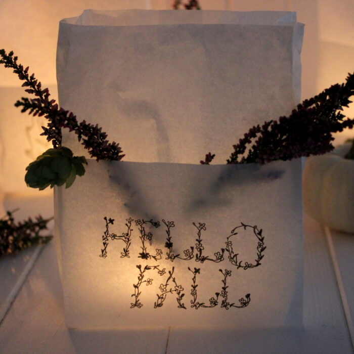 DIY- Windlichter aus Brottüten mit Naturmaterialien