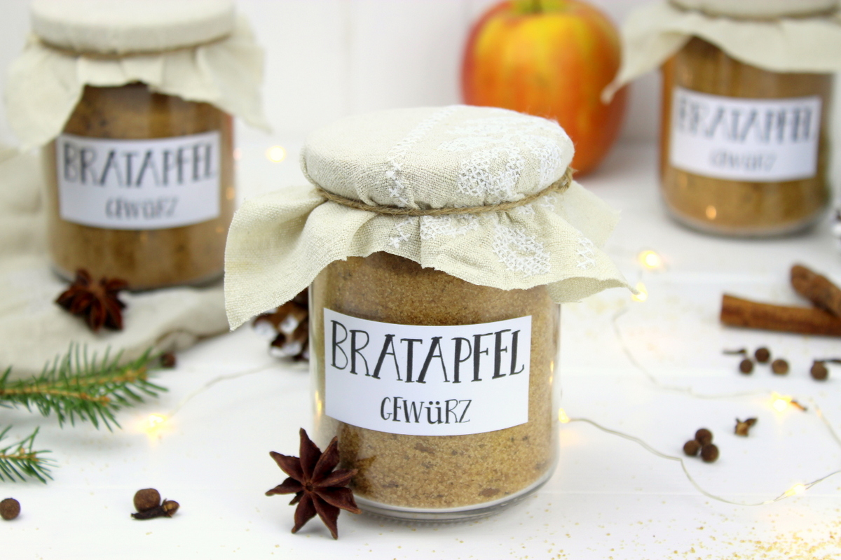 Rezept - Bratapfelgewürz selber machen - perfektes Weihnachtsgeschenk