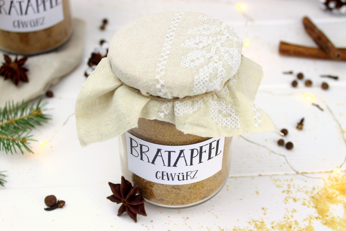 Rezept - Bratapfelgewürz selber machen - perfektes Weihnachtsgeschenk