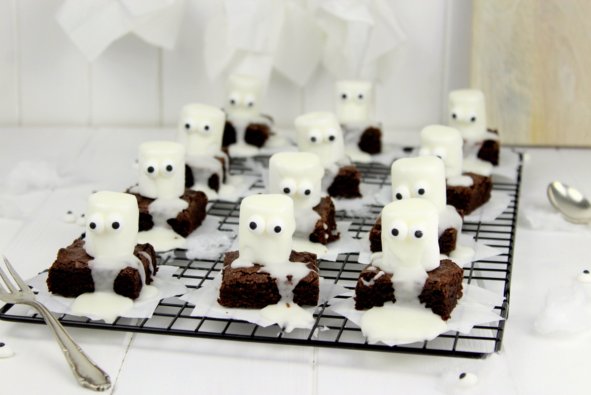 Rezept – gruselige Halloween Geister-Brownies 