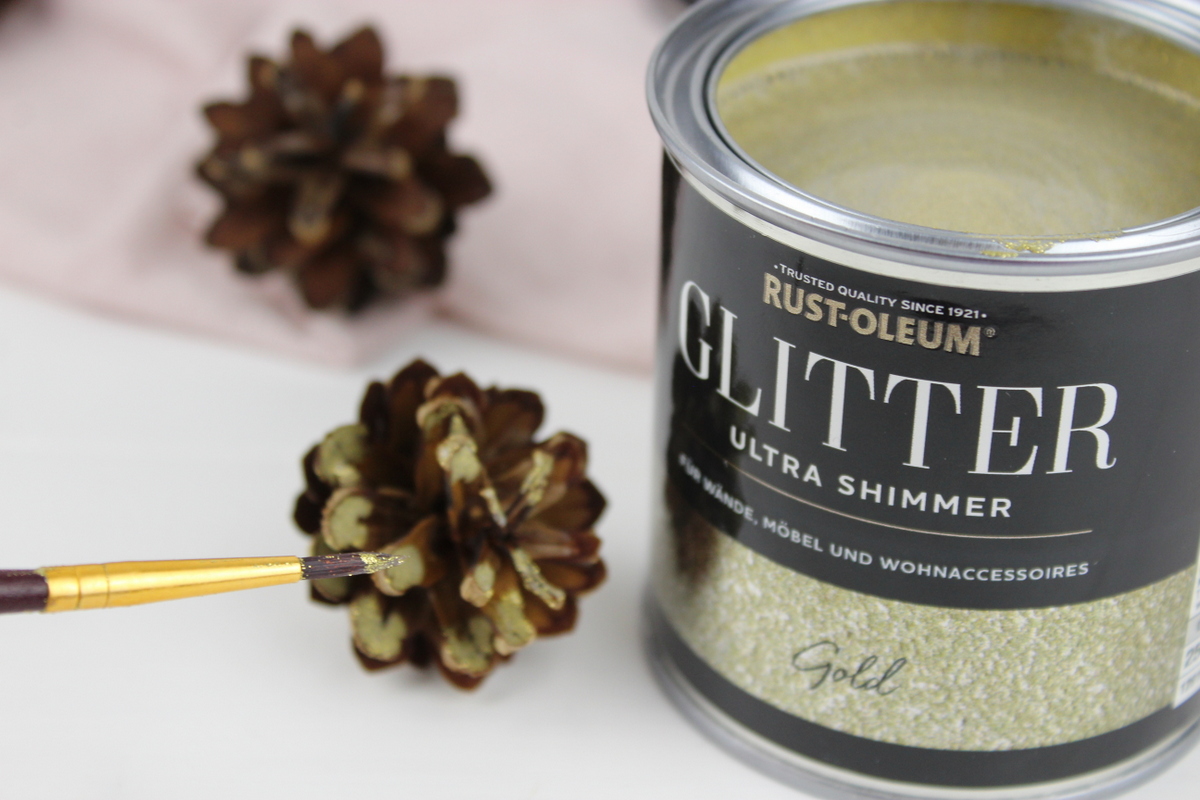 Kommode mit Kreidefarbe gestrichen und weihnachtliche DIYs