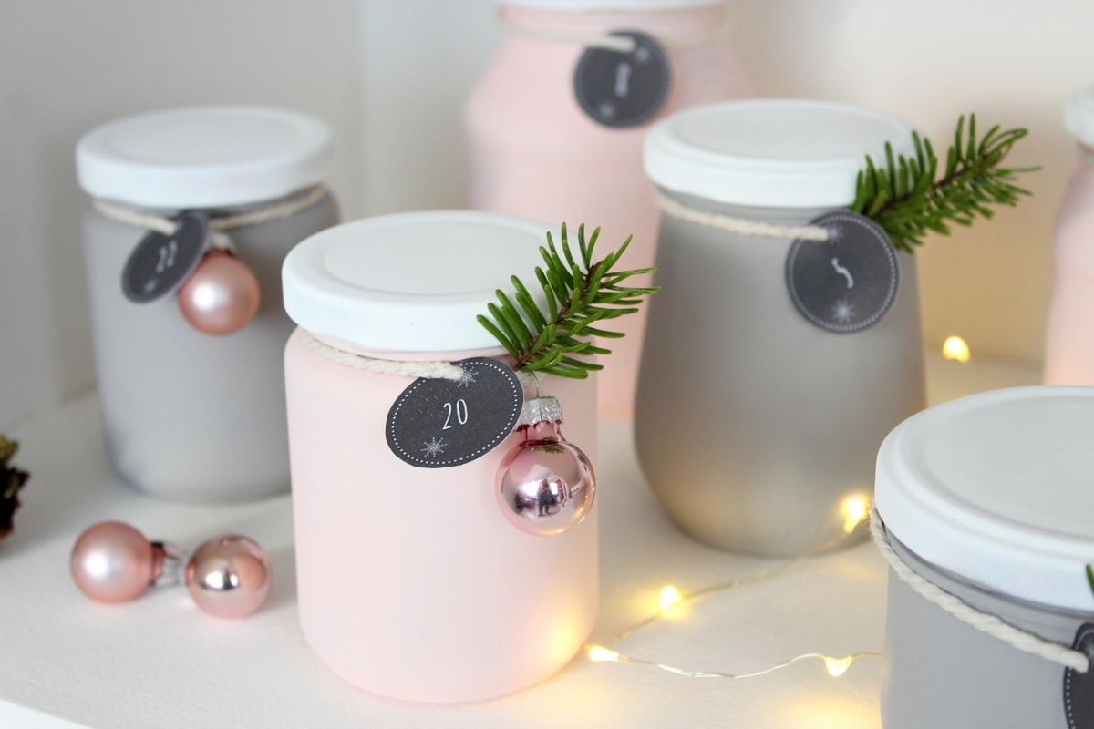 Kommode mit Kreidefarbe gestrichen und weihnachtliche DIYs