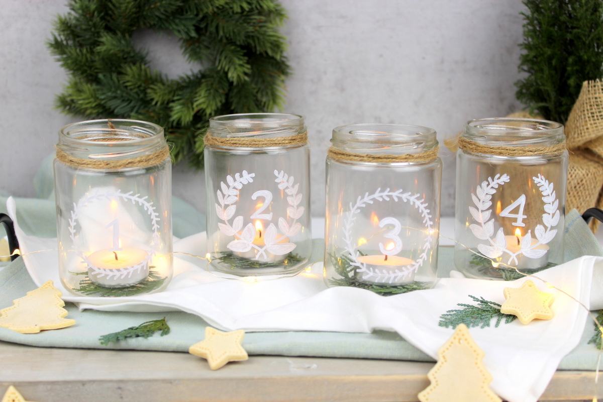 Adventzkranz aus alten Gläsern selber machen