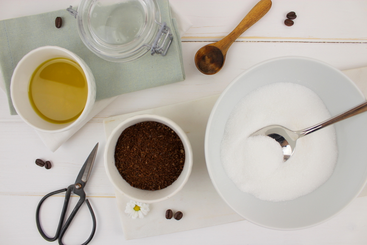 DIY Sugar Scrub mit Kaffee selber machen + Etikett