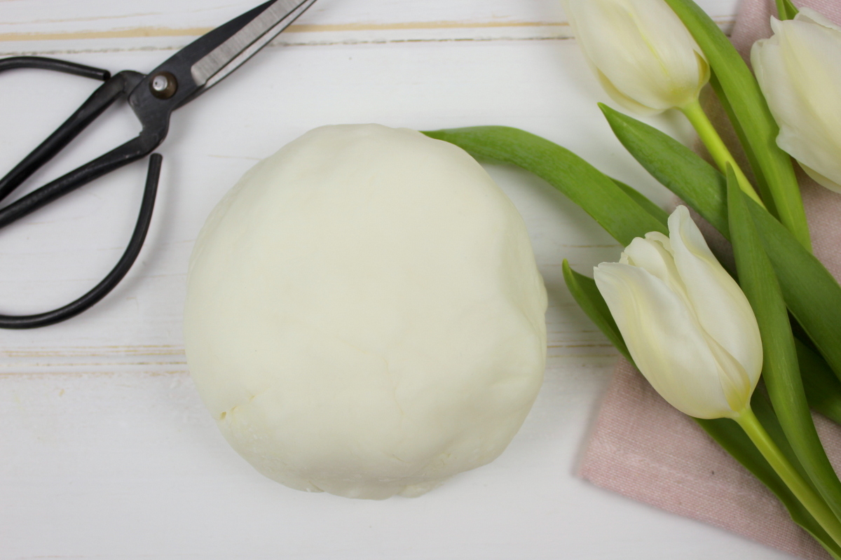 DIY Osterhasen aus Kaltporzellan als Geschenkanhänger Osterdeko