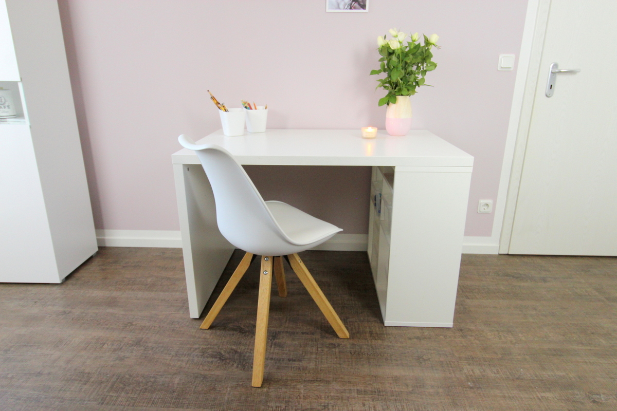 DIY Wände streichen mit Rand in rosa