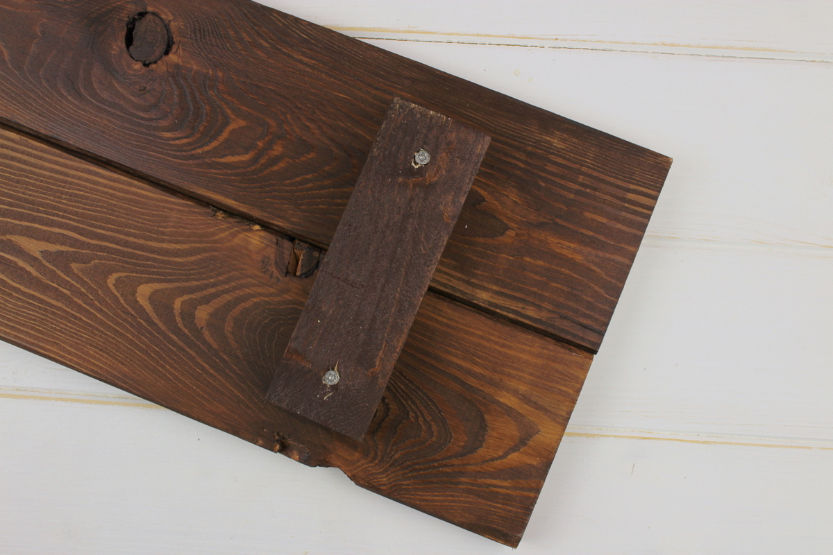 Selbstgemachte Badewannenablage aus Holz