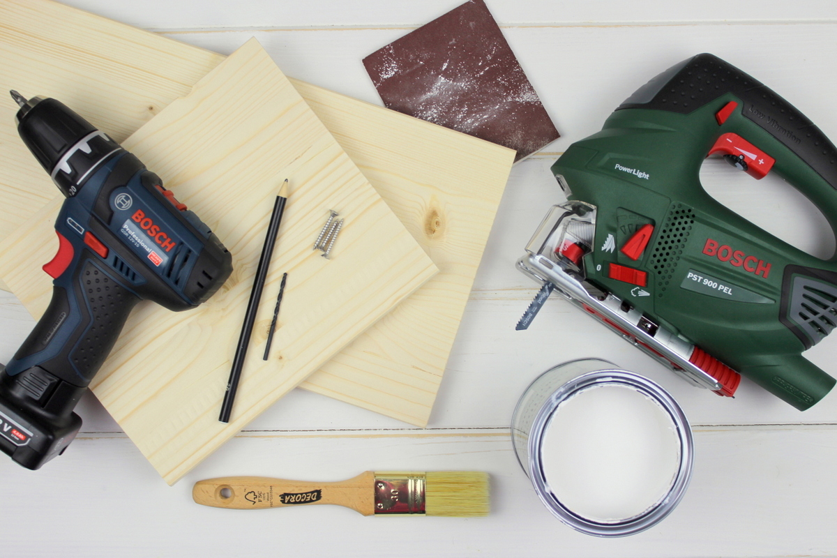 selbstgemachte / selbstgebaute Pflanzkübel aus Holz