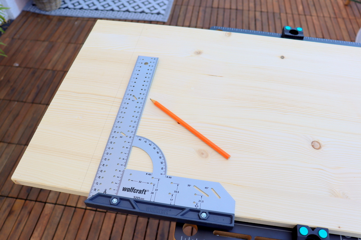 DIY - selbstgebaute Gartenbank mit Blumentopf