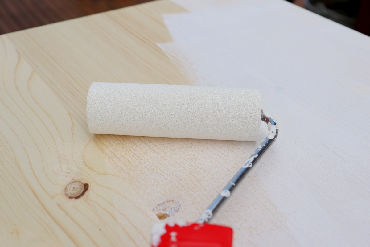 DIY - selbstgebaute Gartenbank mit Blumentopf