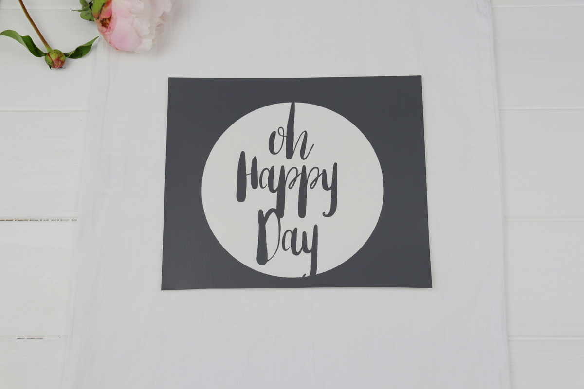 DIY selbstgemachte Siebdrucktasche mit Siebdruckschablone