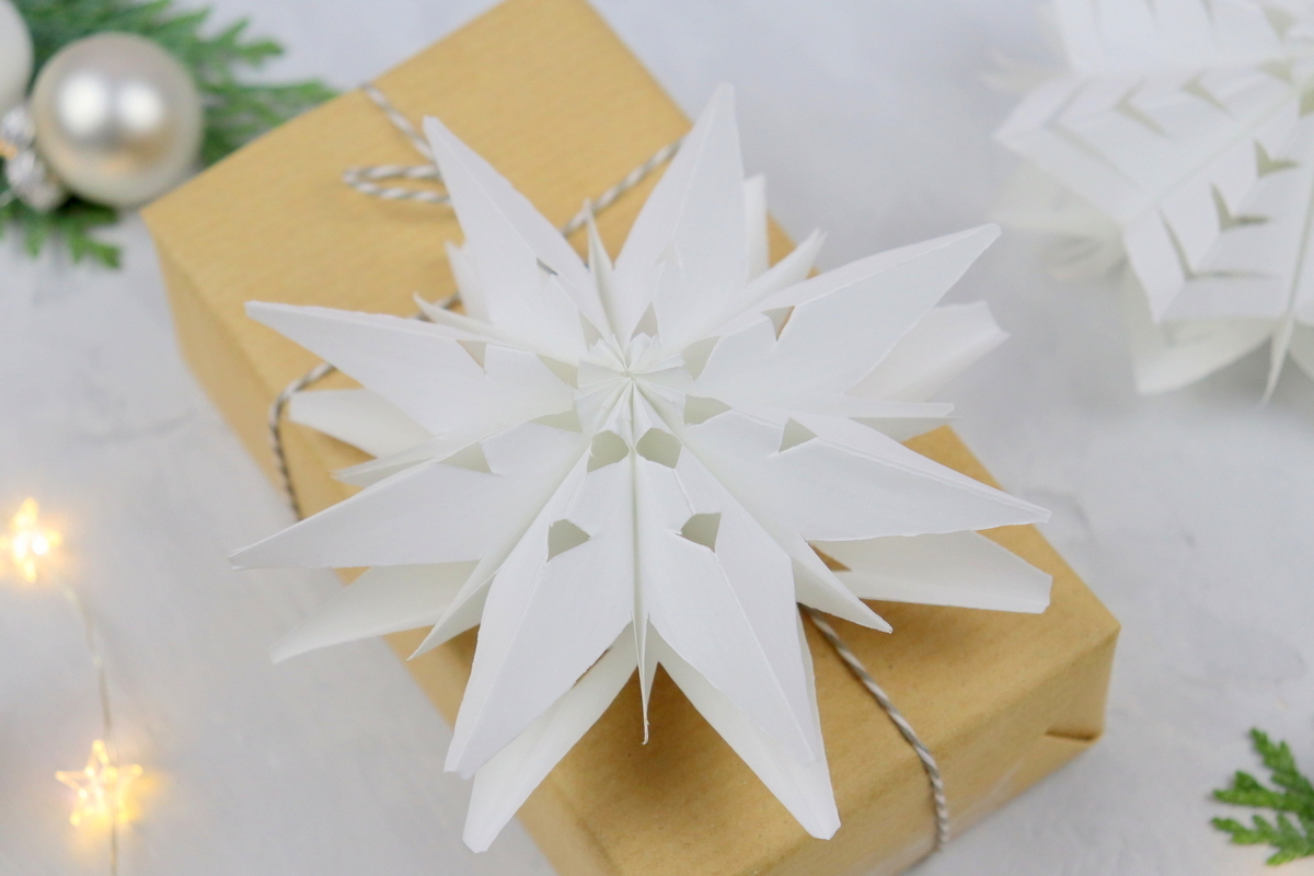 DIY - selbstgemachte mini 3D Sterne aus Papier / Brotütensterne