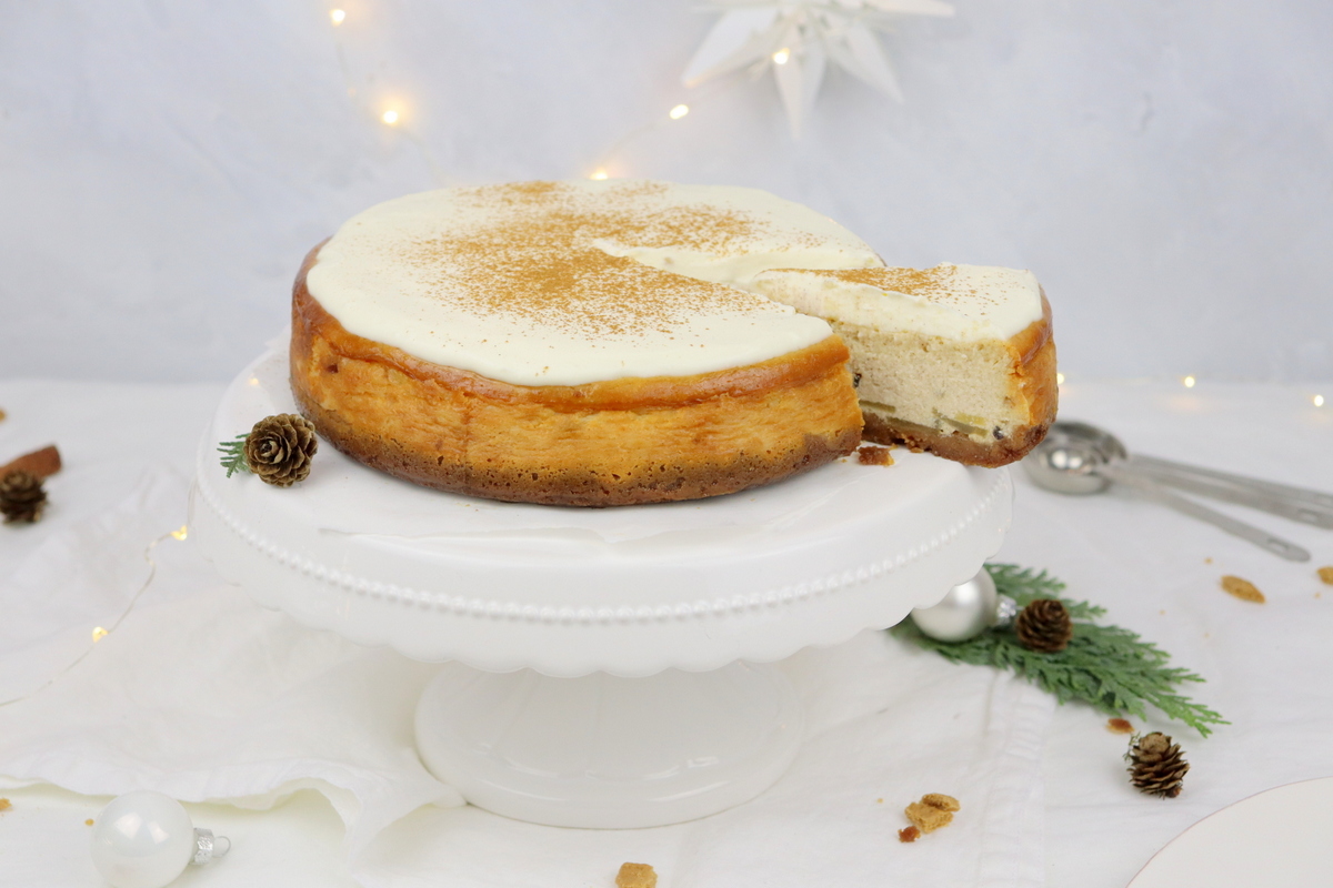 Rezept Kuchen: weihnachtlicher Apfel-Zimt-Cheesecake mit Spekulatiusboden