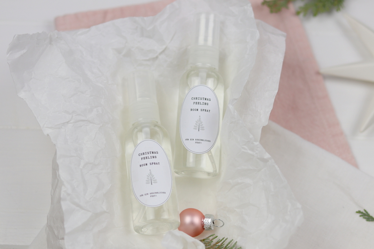 DIY selbstgemachtes Raumspray zu Weihnachten bestehend aus 3 Zutaten