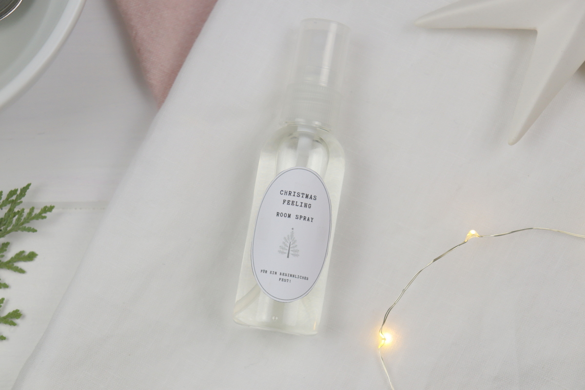 DIY selbstgemachtes Raumspray zu Weihnachten bestehend aus 3 Zutaten