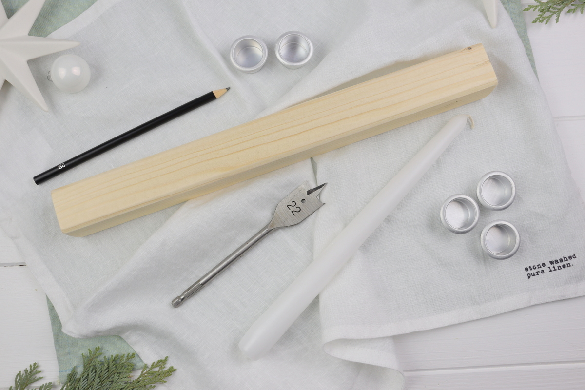 DIY - selbstgemachter Kerzenständer / Kerzenhalter aus Holz mit Stabkerzen