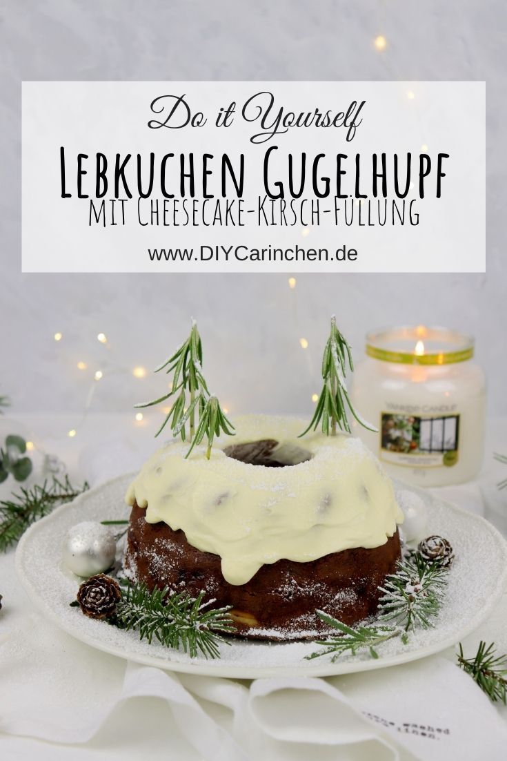 Rezept: Lebkuchen Gugelhupf mit einer Cheesecake-Kirsch-Füllung und Creme Topping