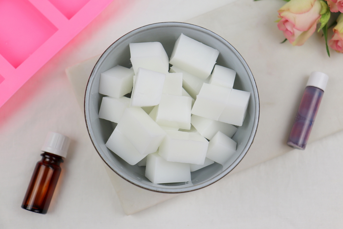 Selbstgemachte Seife (Pink-Berry-Soap)