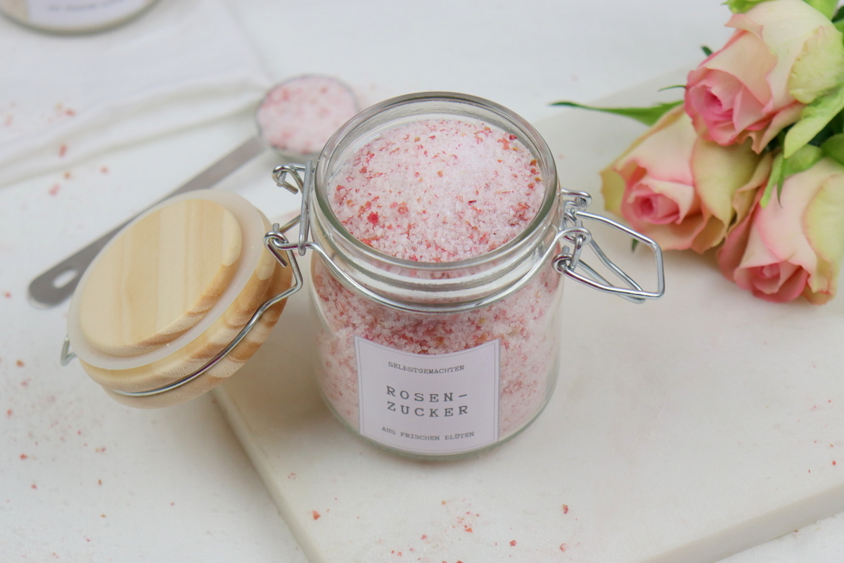 Rezept - selbstgemachter Rosenzucker