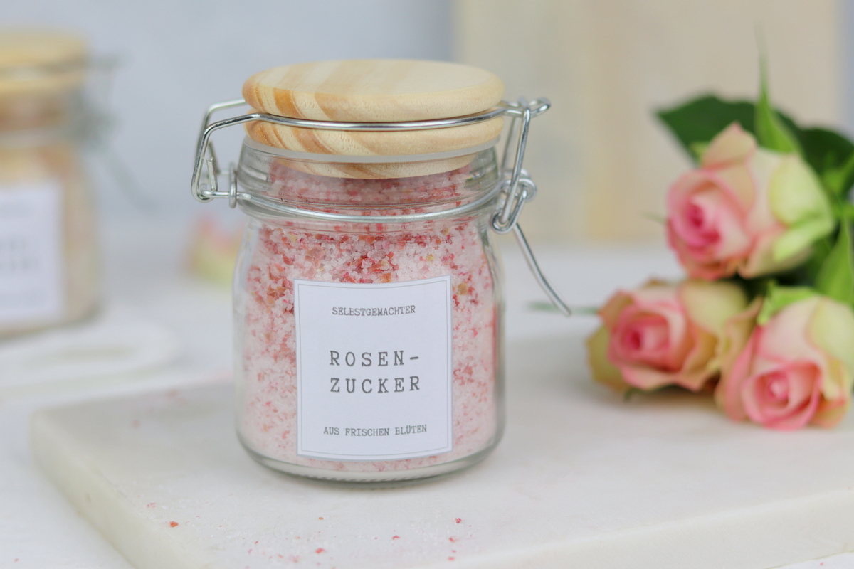 Rezept - selbstgemachter Rosenzucker