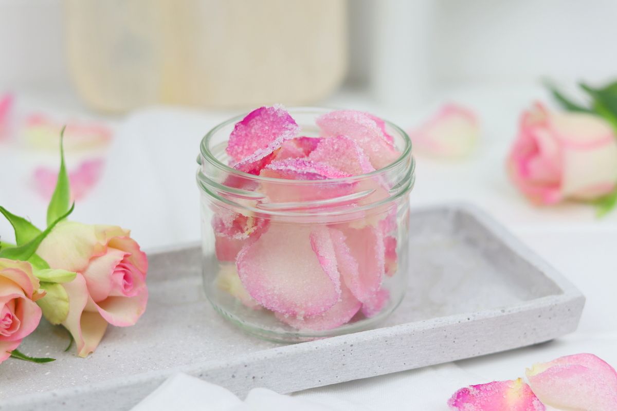 Rezept - selbstgemachte, kandierte Rosenblätter