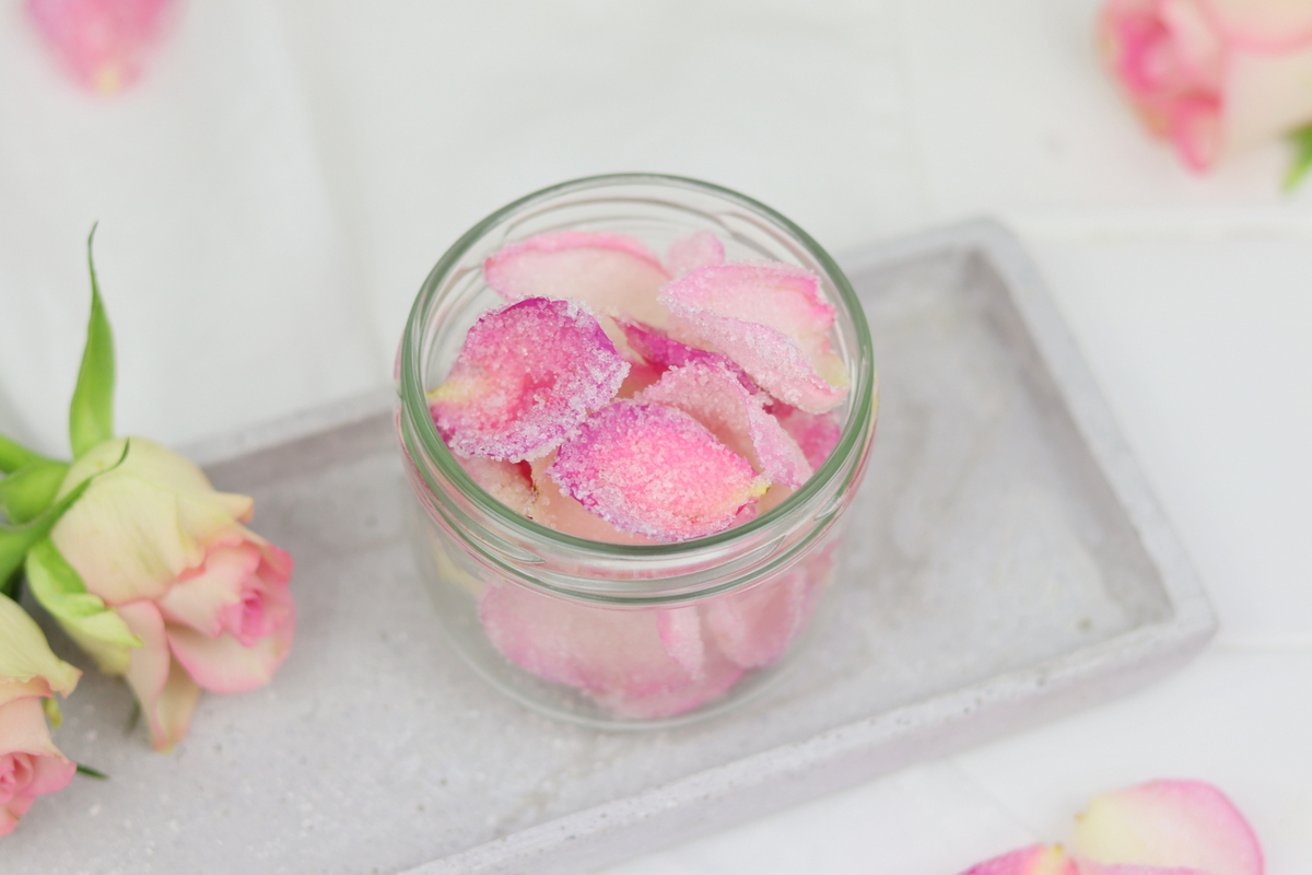 Rezept - selbstgemachte, kandierte Rosenblätter