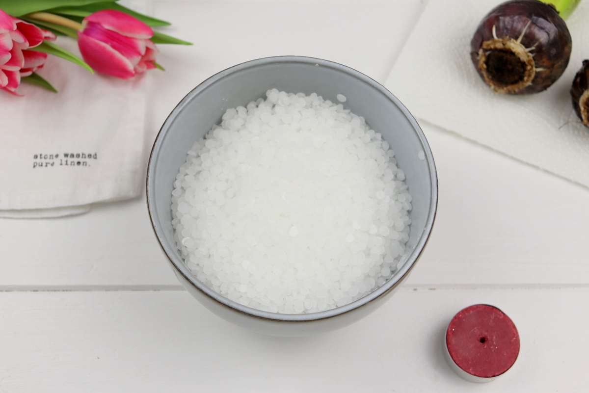 DIY selbstgemachte Hyazinthen in Wachs für den Frühling