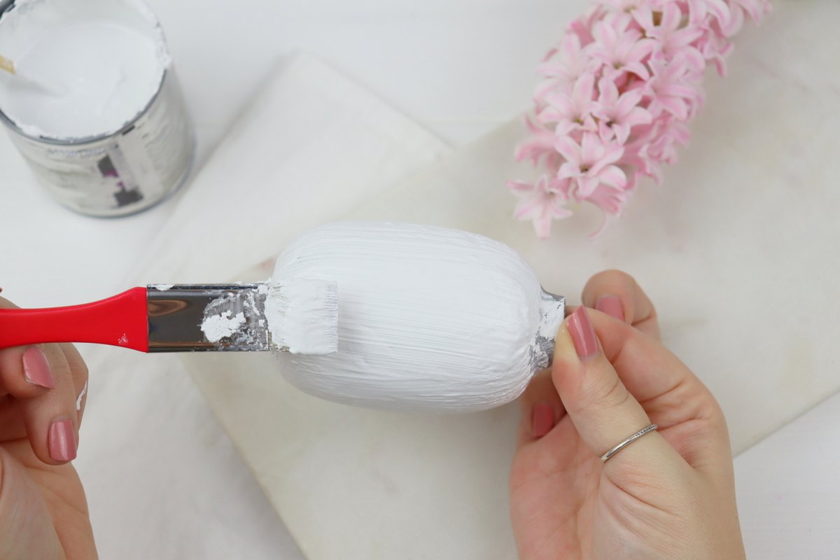 DIY Vasen Upcycling mit selbstgemachter Keramikfarbe