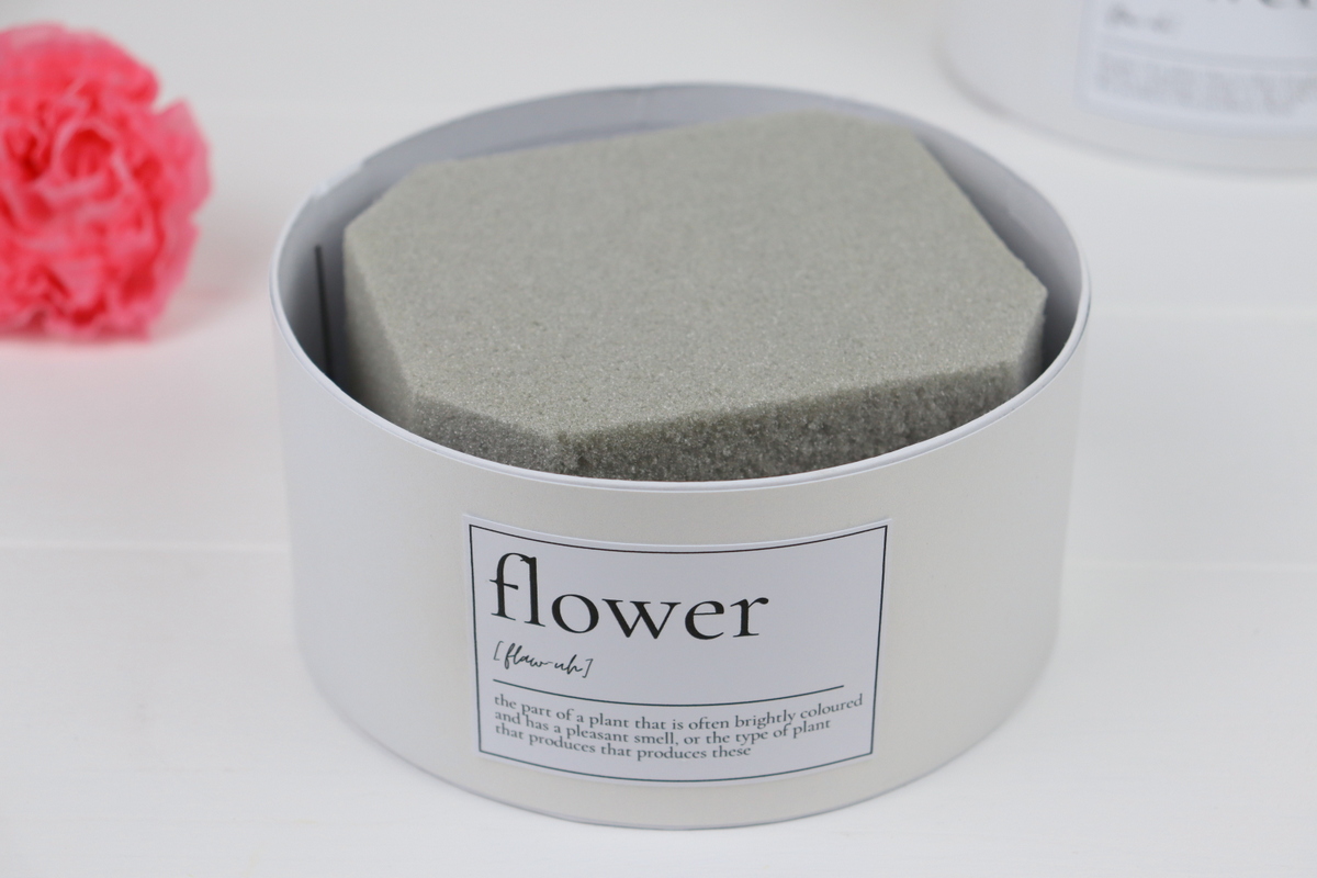 DIY selbstgemachte Flowerbox / Blumenbox / Rosenbox mit Blumen aus Papier (Blumenseide)