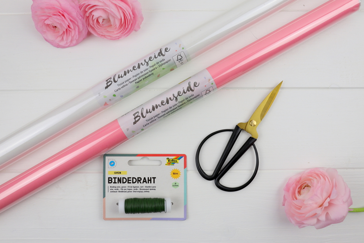 DIY selbstgemachte Flowerbox / Blumenbox / Rosenbox mit Blumen aus Papier (Blumenseide)