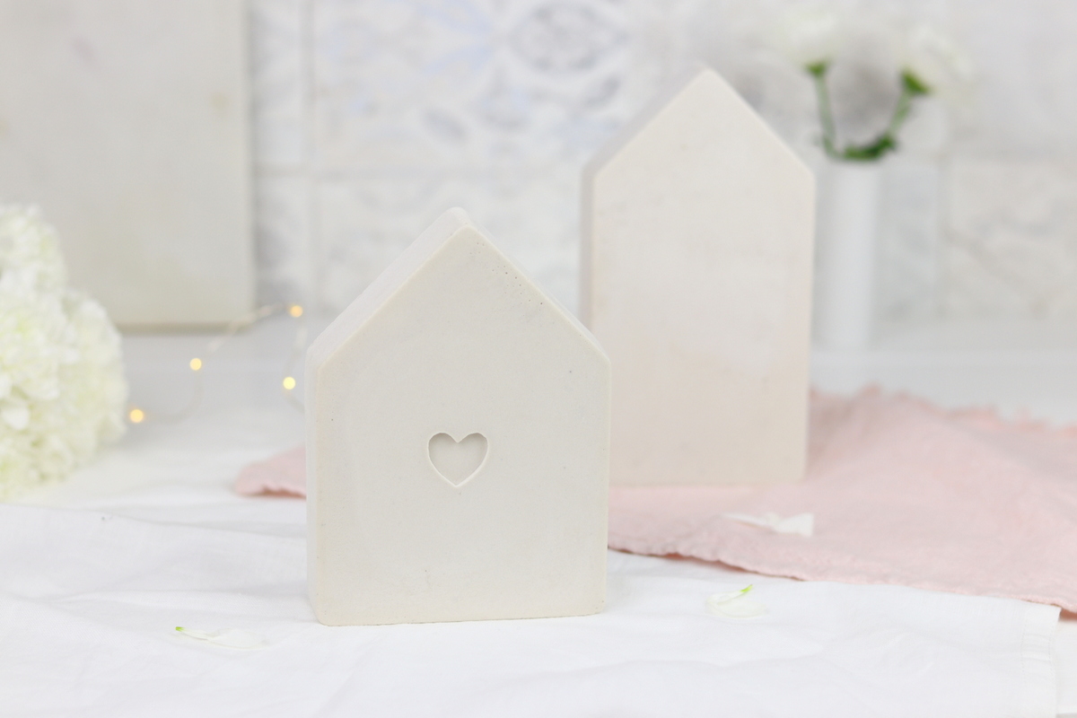 DIY selbstgemachte Häuser aus Raysin