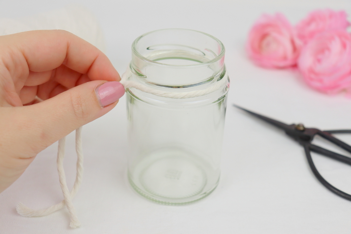 DIY - selbstgemachte Makramee Windlichter mit dem Kreuzknoten