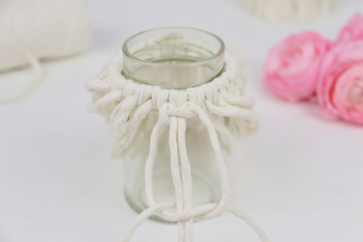 DIY - selbstgemachte Makramee Windlichter mit dem Kreuzknoten