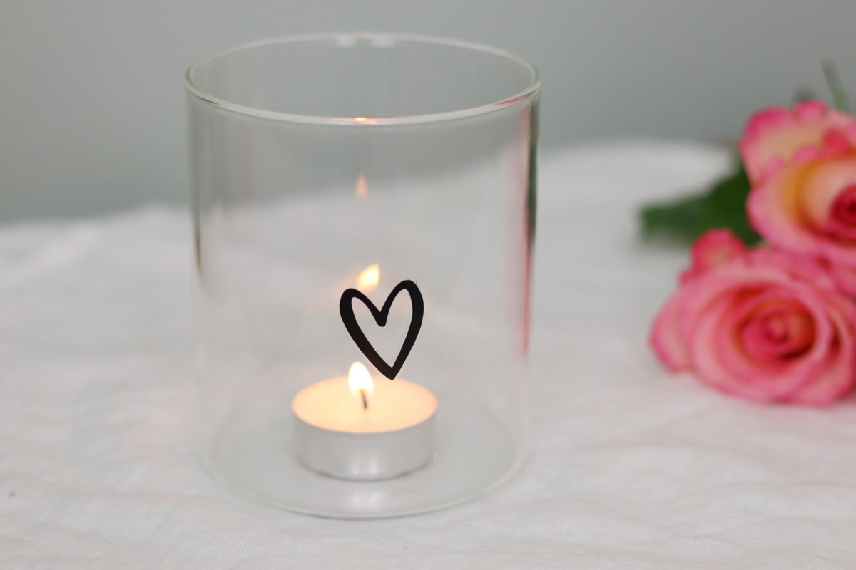 DIY Upcycling Vase mit Plotterschrift