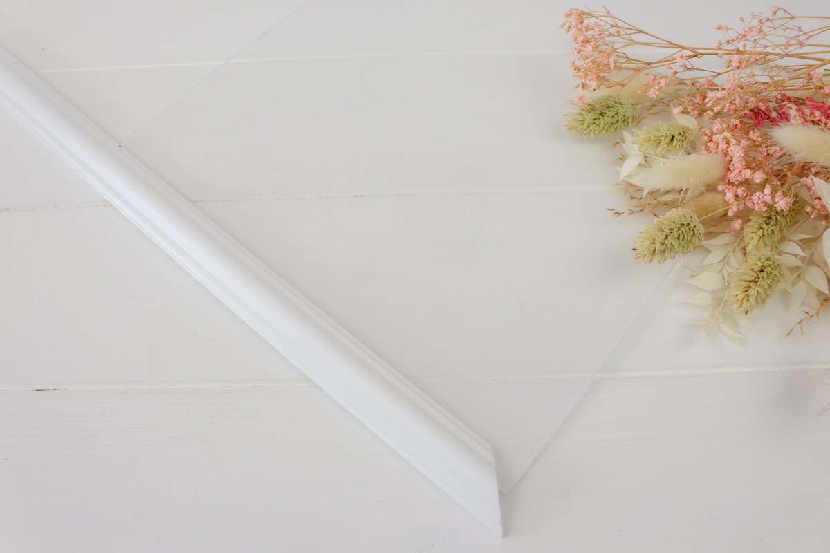 DIY selbstgemachte Doppelglas Bilderrahmen aus Plexiglas und Stuck mit Trockenblumen