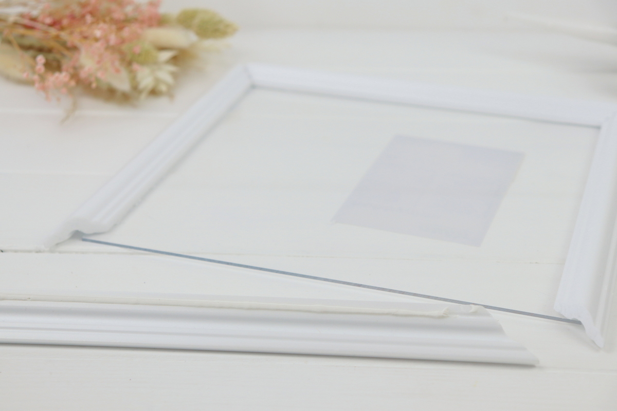 DIY selbstgemachte Doppelglas Bilderrahmen aus Plexiglas und Stuck mit Trockenblumen
