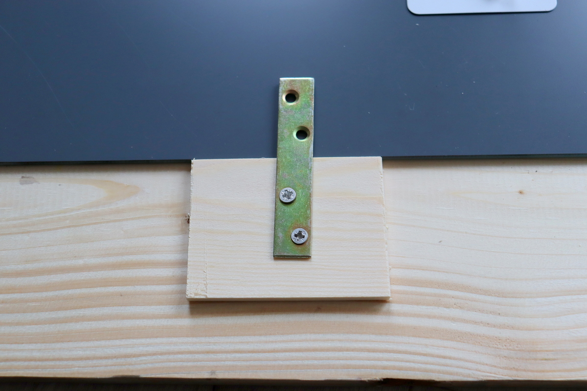 DIY Holz selber altern lassen mit Holz-Struktur-Bürste und Farbe und daraus einen Spiegel bauen