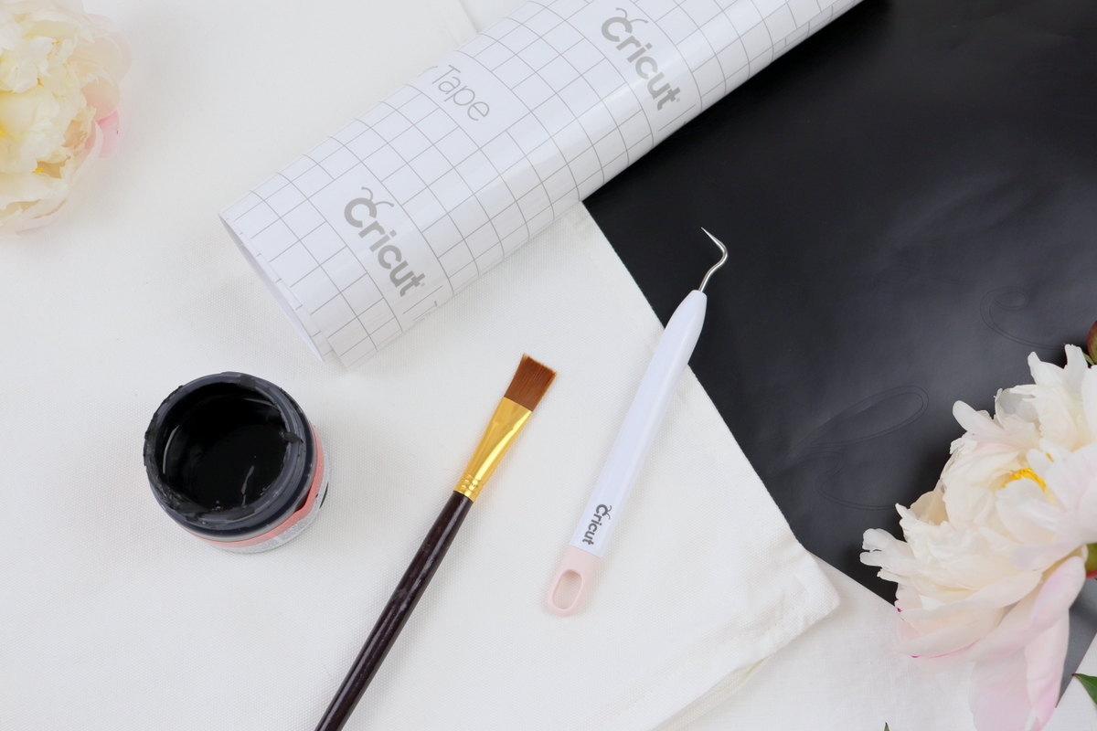 DIY - Druckschablone mit Plotter herstellen und Kissen umgestalten