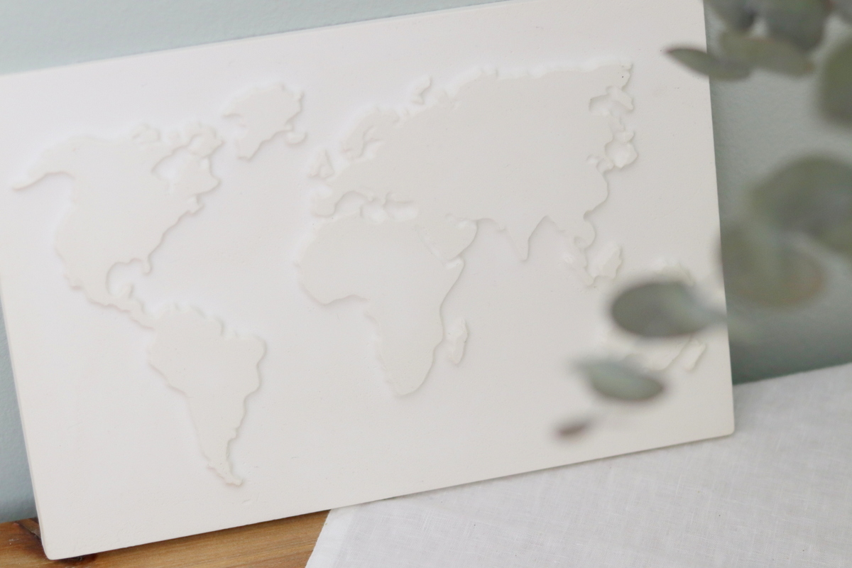 DIY - selbstgemachte Weltkarte aus Raysin