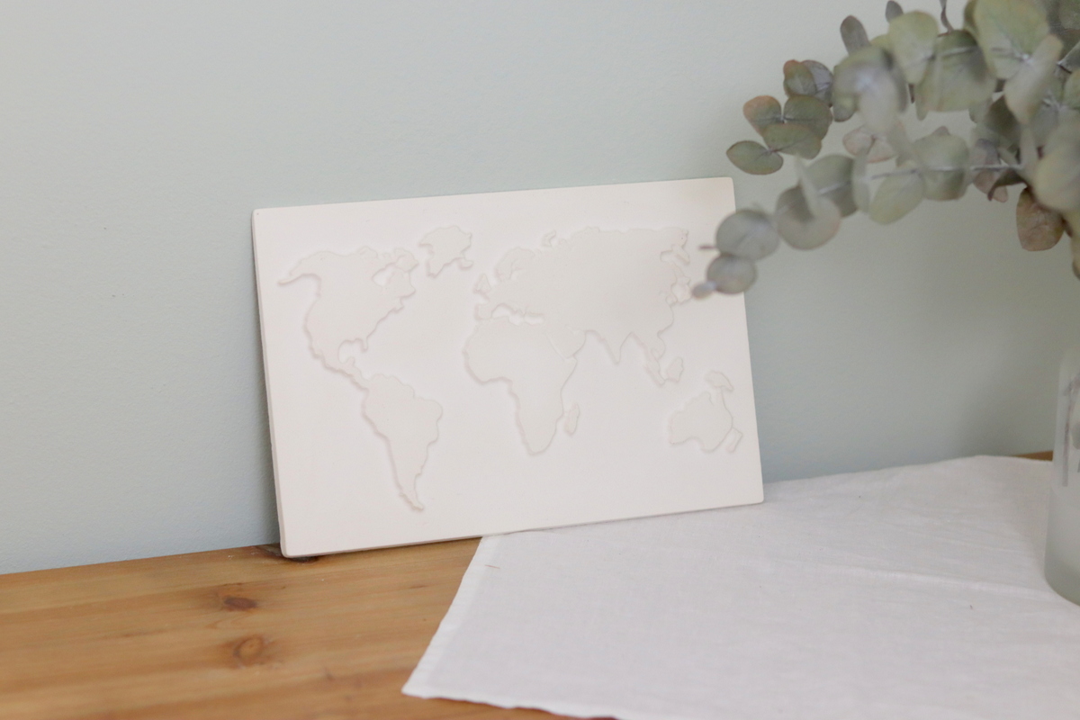 DIY - selbstgemachte Weltkarte aus Raysin