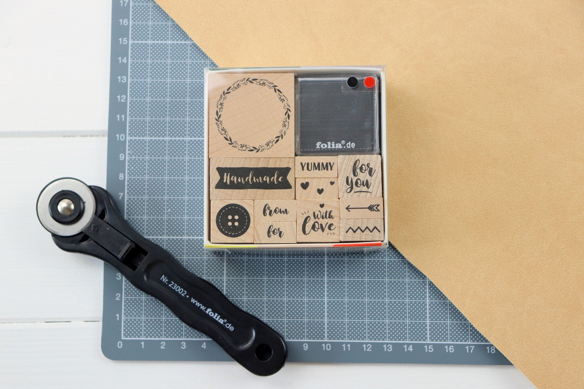 DIY - selbstgenähtes Utensilo aus Kunstleder als Blumentopf zum Verschenken, Aufbewahrungskorb oder Brotkorb