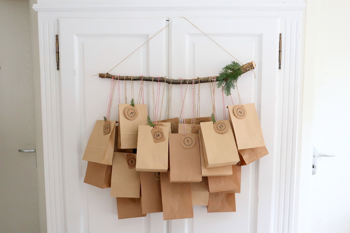 DIY selbstgemachter Adventskalender aus Tüten / Papiertüten