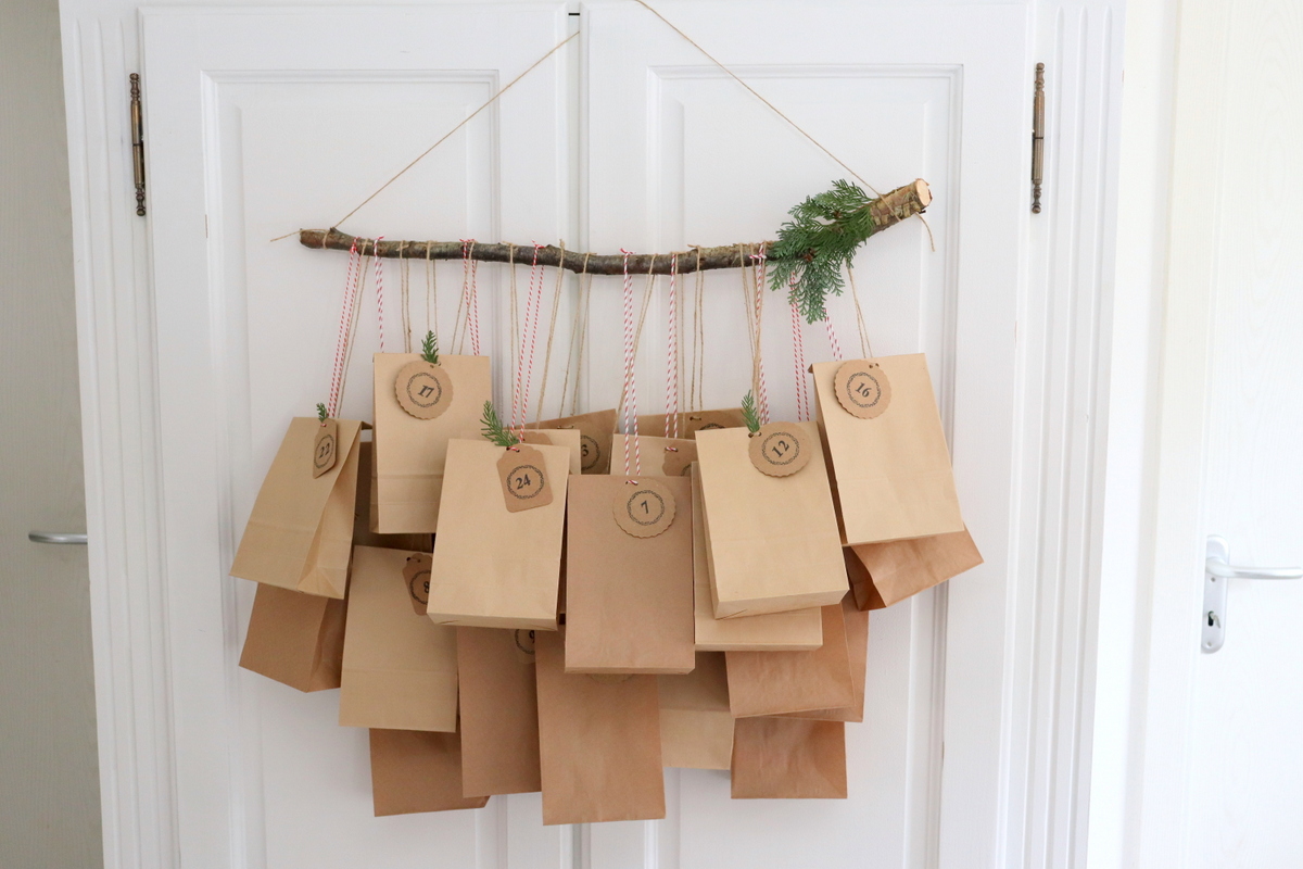 DIY selbstgemachter Adventskalender aus Tüten / Papiertüten