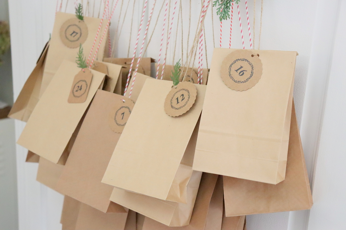 DIY selbstgemachter Adventskalender aus Tüten / Papiertüten
