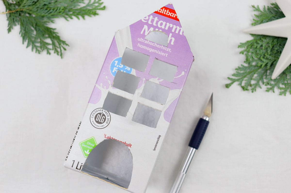 DIY Anleitung - selbstgemachtes Weihnachtsdorf aus Milchtüten / Milchkartons