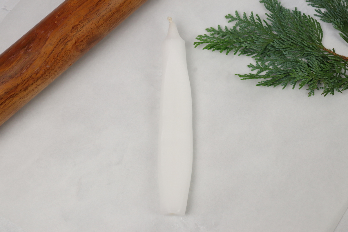 DIY selbstgemachter Kerzenständer im skandinavischen Stil mit Anleitung zum Kerzen drehen