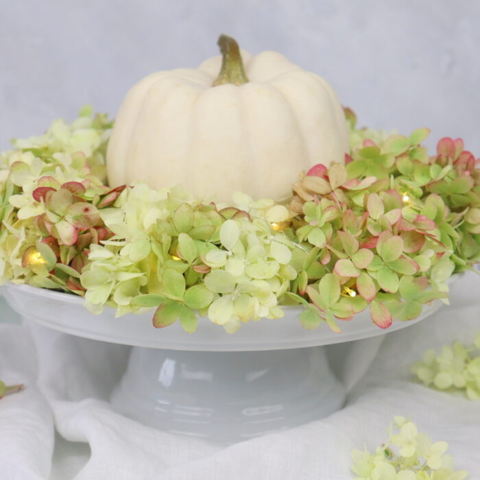 DIY Anleitung Blumenkranz aus Hortensie einfach selber machen mit Kürbis als Herbstdeko