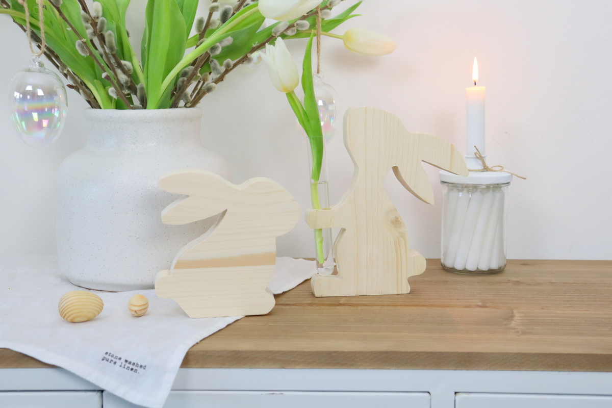 DIY - selbstgemachte Vase in Hasenform aus Holz zu Ostern