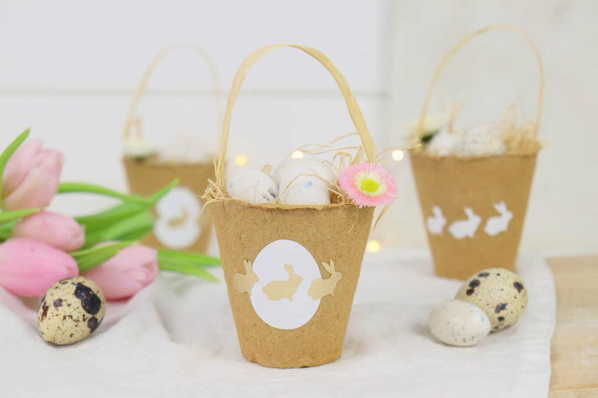 DIY - selbstgemachte Osterkörbchen mit dem Plotter aus einem Aufzuchtstopf